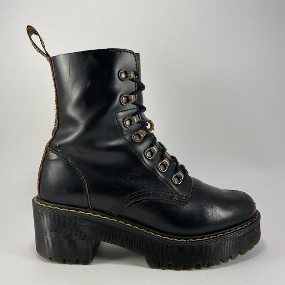 Dr. Martens Doc Leona Vintage Smooth Leather Heeled Boots Womens 7 Black Lace Up - Picture 1 of 12